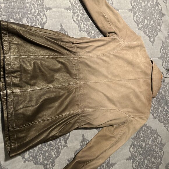 Barbour Range Rover Collection Coat - Picture 9 of 9